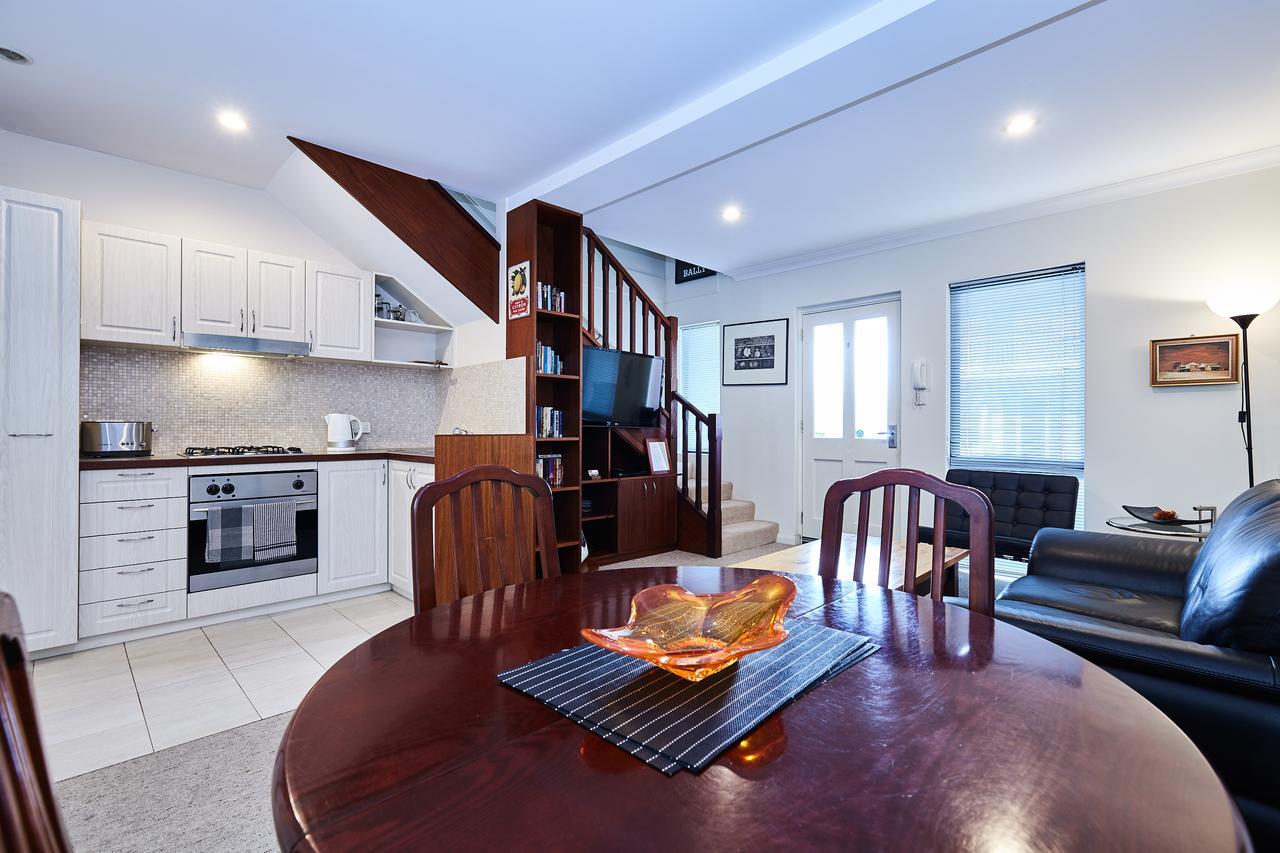 Fremantle Townhouse Unit 4 Villa Exterior photo